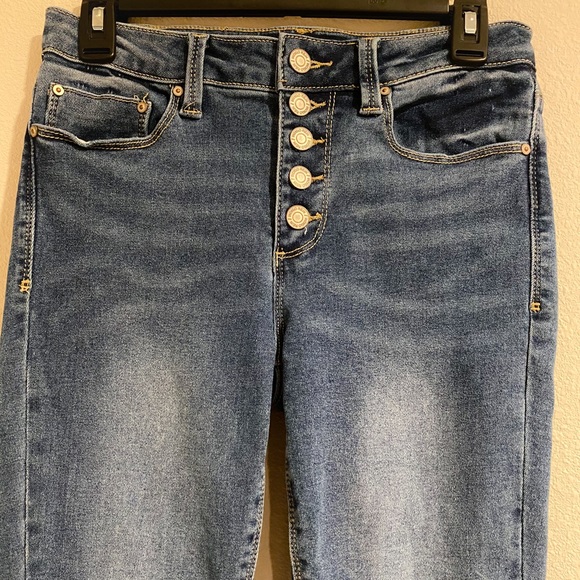 Jeans - Picture 2 of 5